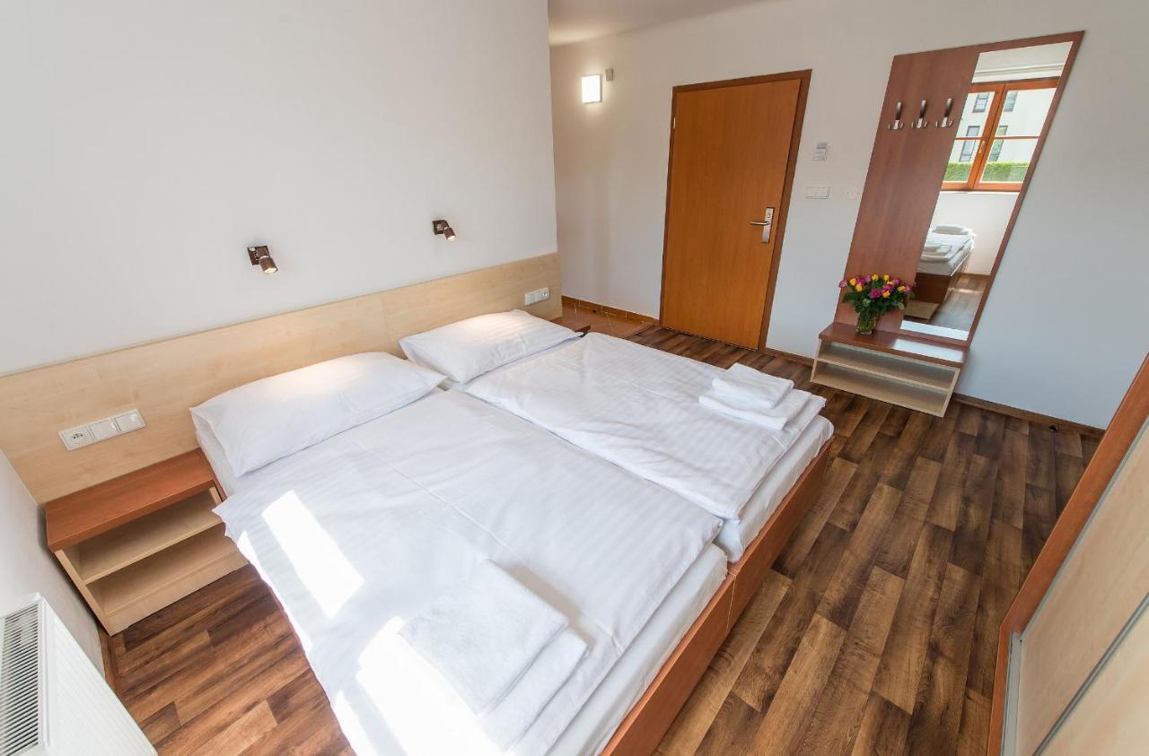 Penzion Leknín Třeboň Esterno foto
