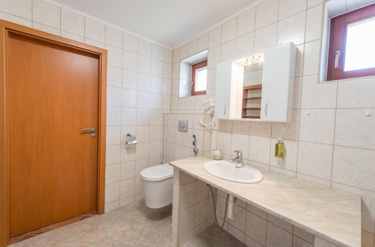 Penzion Leknín Třeboň Esterno foto