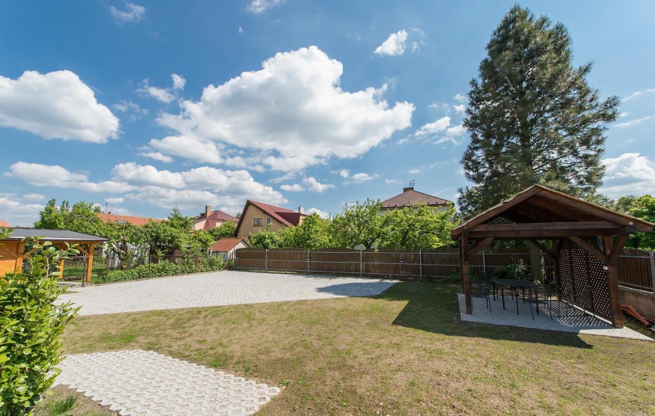 Penzion Leknín Třeboň Esterno foto