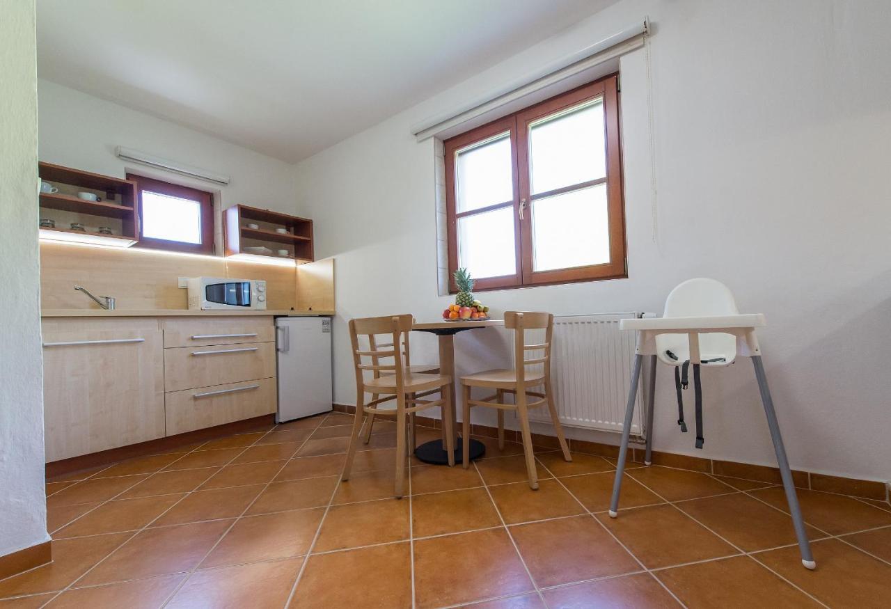 Penzion Leknín Třeboň Esterno foto